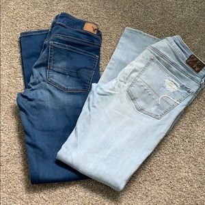 2 pair of American Eagle skinny jeans